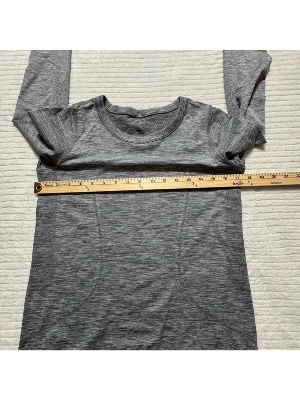 lululemon athletica Gray Long Sleeve Tee